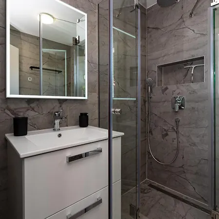 Rooftop Horizon Apartman Zára