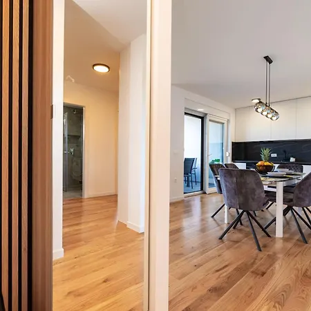 Rooftop Horizon Apartman