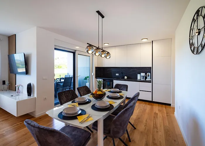 Rooftop Horizon 아파트 *